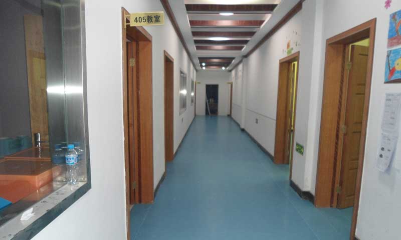 pvc地板和地板、瓷磚相比有什么差別？